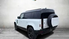 Weiß Gebraucht 2025 Land Rover Defender SE Dynamic SUV | 84.400 € (Fairer Preis)