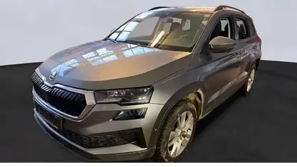 Graphitegrau metallic Gebraucht 2022 Skoda Karoq Style SUV | 24.990 € (Fairer Preis)