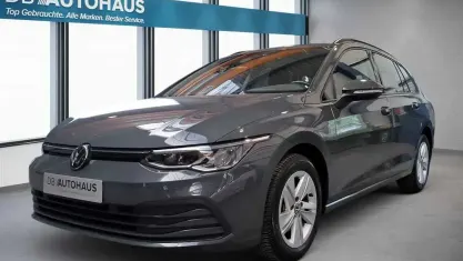 Gebraucht VW Golf VIII Life 110 PS (80 kW) 2024 Grau Kombi