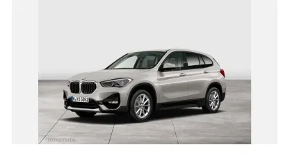 Gebraucht BMW X1 Sport Line 178 PS (130 kW) 2022 Silber SUV