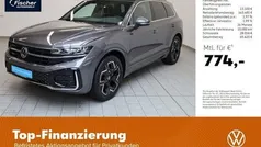 Grau Gebraucht 2024 VW Touareg R-line SUV | 66.980 € (Fairer Preis)