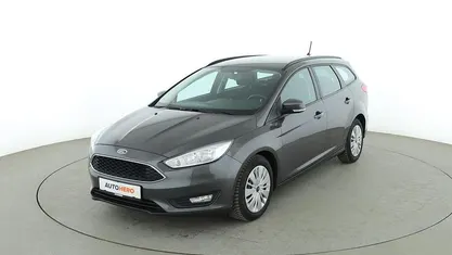 Gebraucht Ford Focus Business Edition 125 PS (91 kW) 2018 Grau Kombi