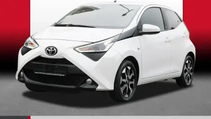 Gebraucht Toyota Aygo Team 72 PS (52 kW) 2021 Schneeweiß Kleinwagen