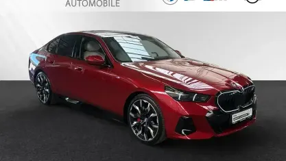 Brugt BMW 550e M Sport 489 HK (359 kW) 2025 Rød Sedan