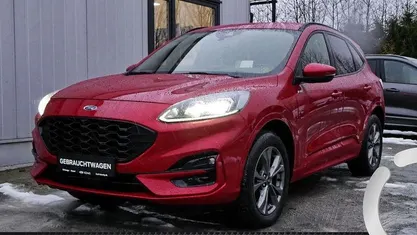 Rot Gebraucht 2022 Ford Kuga ST-Line X SUV | 23.450 € (Fairer Preis)