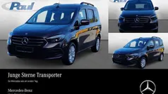 Rot rubellitrot metallic Gebraucht 2023 Mercedes 180 Progressive Limousine | 29.500 € (Fairer Preis)
