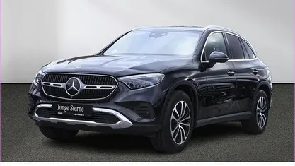Gebraucht Mercedes GLC220 Avantgarde 197 PS (144 kW) 2023 Lack obsidianschwarz SUV