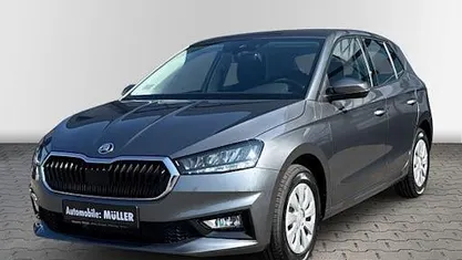 Neu Skoda Fabia Essence 95 PS (69 kW) 2026 Grau Kleinwagen
