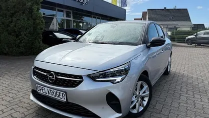 Usata Opel Corsa Elegance 101 CV (74 kW) 2023 Argento Berlina