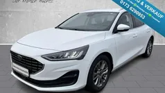 Weiss Gebraucht 2023 Ford Focus Titanium X Kombi | 18.888 € (Guter Preis)