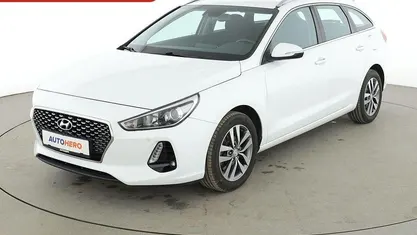 Gebraucht Hyundai i30 Style 120 PS (88 kW) 2018 Weiß Kombi