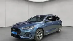 Chroma blau metallic Gebraucht 2024 Ford Focus ST-Line X Kombi | 28.750 € (Fairer Preis)