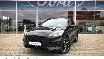 Schwarz Gebraucht 2022 Ford Kuga ST-Line SUV | 26.485 € (Etwas zu teuer)