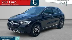 Unilack nachtschwarz Gebraucht 2022 Mercedes GLA200 SUV | 33.400 € (Fairer Preis)