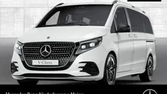 Weiß Gebraucht 2024 Mercedes V300 Avantgarde Van / Kleinbus | 89.989 €