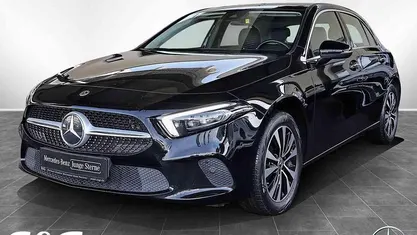 Gebraucht Mercedes A250 Progressive 160 PS (117 kW) 2022 Unilack nachtschwarz Limousine