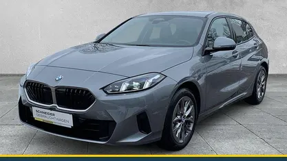 Grau Gebraucht 2024 BMW 120 Sport Line Kleinwagen | 26.890 € (Superpreis)