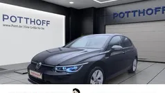 Schwarz Gebraucht 2021 VW Golf VIII Style Limousine | 25.443 € (Fairer Preis)