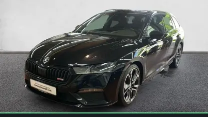 Gebraucht Skoda Octavia RS 200 PS (147 kW) 2023 Blackmagic perleffekt Kombi