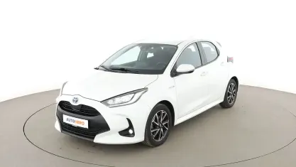 Gebraucht Toyota Yaris Team 91 PS (66 kW) 2021 Weiß Kleinwagen