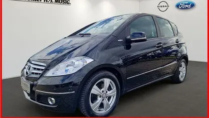 Gebraucht Mercedes A160 95 PS (69 kW) 2011 Schwarz Limousine