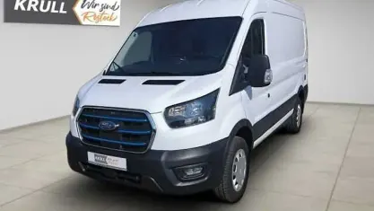 Gebraucht Ford E-Transit Trend 134 kW (183 PS) 2023 Weiß Van