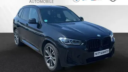 Gebraucht BMW X3 M Sport 292 PS (214 kW) 2021 Saphirschwarz metallic SUV