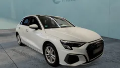 Weiß Gebraucht 2022 Audi A3 Sportback e-tron S-Line Limousine | 30.246 € (Fairer Preis)
