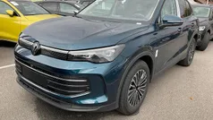 Nightshade blue metallic Neu 2025 VW Tiguan Life SUV | 49.445 € (Superpreis)