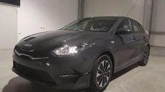 Pentagrau metallic Neu 2025 Kia Ceed Limousine | 23.850 € (Guter Preis)