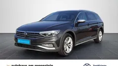 Grau Gebraucht 2023 VW Passat Alltrack Kombi | 34.940 € (Fairer Preis)