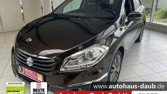Gebraucht 2015 Suzuki SX4 S-Cross Comfort+ SUV | 12.890 € (Fairer Preis)