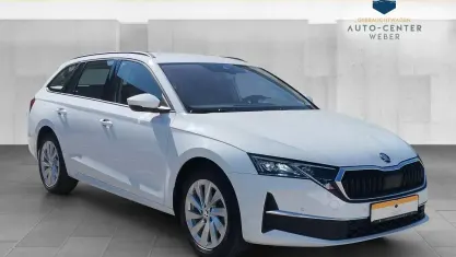 Gebraucht Skoda Octavia Selection 150 PS (110 kW) 2025 Weiß Kombi