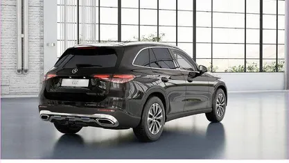 Gebraucht Mercedes GLC220 Avantgarde 197 PS (144 kW) 2024 Lack obsidianschwarz met SUV