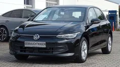 Grenadillschwarz metallic Gebraucht 2024 VW Golf VIII Limousine | 25.445 € (Fairer Preis)