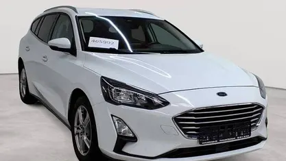 Gebraucht Ford Focus Cool & Connect 120 PS (88 kW) 2021 Frostweiß Kombi