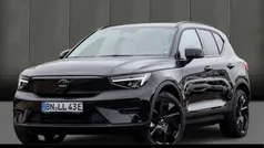Onyx black metallic Gebraucht 2024 Volvo EX40 Plus SUV | 40.840 € (Fairer Preis)