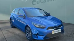 Blau Neu 2025 Kia Ceed Spirit Limousine | 28.279 € (Fairer Preis)