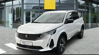 Gebraucht 2023 Peugeot 5008 Allure SUV | 29.890 € (Fairer Preis)