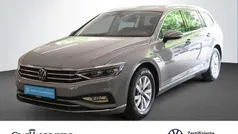 Gebraucht 2023 VW Passat Elegance Kombi | 34.990 € (Fairer Preis)