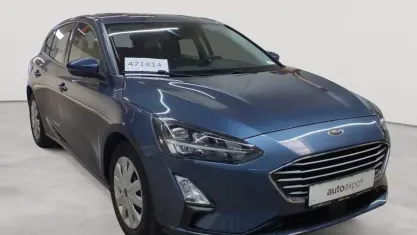 Gebraucht Ford Focus Trend 125 PS (91 kW) 2022 Blau Limousine