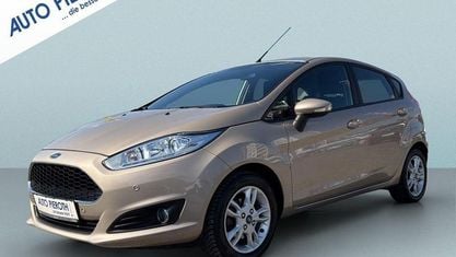 Occasion Ford Fiesta Celebration 80 ch (58 kW) 2017 Beige Citadine