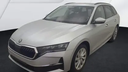 Gebraucht Skoda Octavia Selection 150 PS (110 kW) 2025 Brilliantsilber metallic Kombi