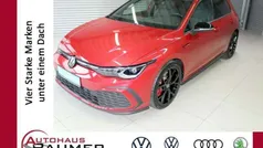 Rot Gebraucht 2024 VW Golf VIII GTI Limousine | 34.950 € (Fairer Preis)