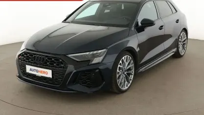 Gebraucht Audi RS3 Sport 400 PS (294 kW) 2022 Blau Limousine