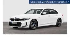 Weiß Gebraucht 2024 BMW 330e M Sport Limousine | 44.800 € (Fairer Preis)