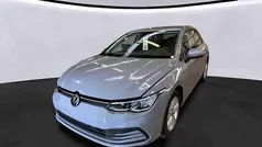 Mondsteingrau Gebraucht 2020 VW Golf VIII Life Limousine | 18.490 € (Fairer Preis)