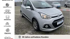 Silber Gebraucht 2016 Hyundai i10 YES! Kleinwagen | 6.950 € (Fairer Preis)