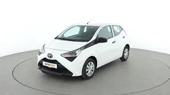 Weiß Gebraucht 2022 Toyota Aygo Business Edition Kleinwagen | 10.240 € (Superpreis)