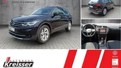 Deep black perleffekt (metallic) Gebraucht 2022 VW Tiguan Elegance SUV | 36.479 € (Fairer Preis)